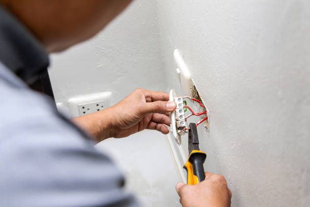 Best Electrical Outlet Repair  in Valley Cottage, NY